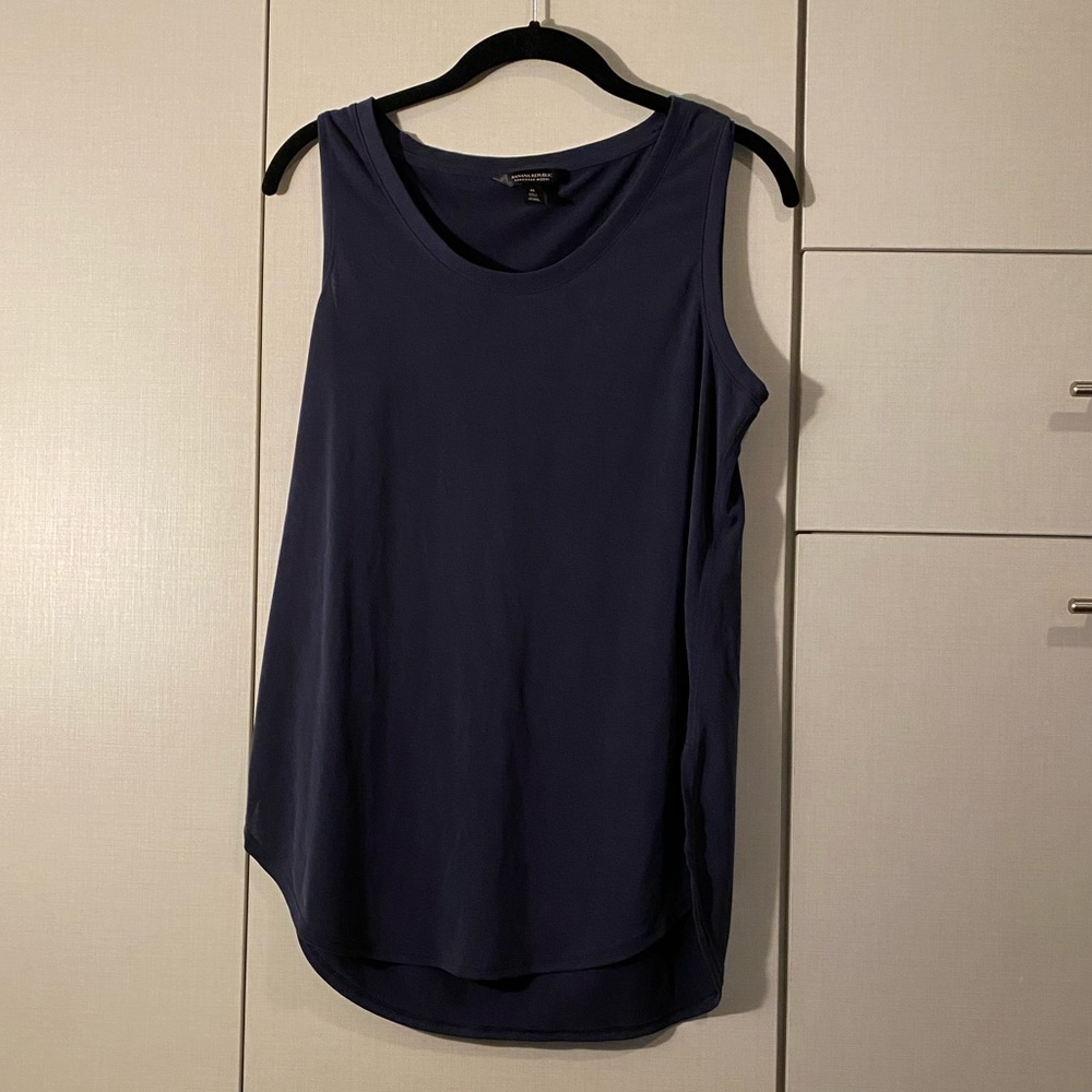 Banana republic navy sand wash modal tank